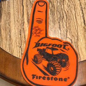 #1 Finger autographed by Chris Arel